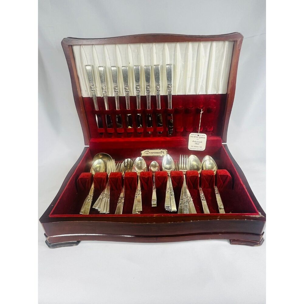 Vintage Oneida Community Morning Star Silverplate Flatware Set Incomplete Set